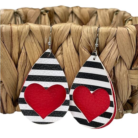 Faux Leather Teardrop Earrings Set of Two Leopard Print and Heart Cut Out - Picture 5 of 6